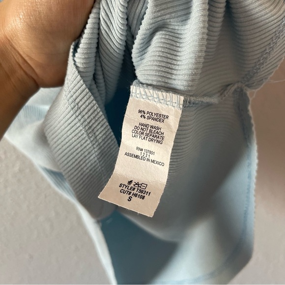 NWT Live in the Moment Baby Blue Ribbed Sleeveless Tank Top Women's Size Small - Picture 6 of 6